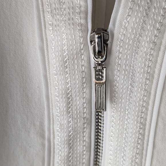 White House Black Market Jacket / Blazer Size 8 White in color - Picture 13 of 15